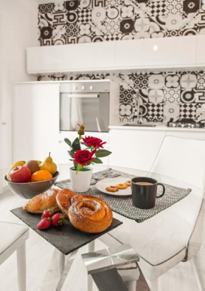 PGS Immobiliare srls Le Logge 1 Monolocale ben accessoriato a pochi metri da piazza Umberto I La Maddalena